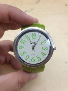 Jam Tangan Kristine (rosak)