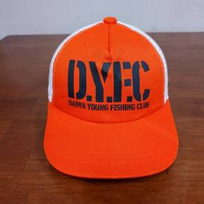 Daiwa Young Fishing Club Trucker Snapback Cap