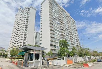Condominium For Sale in Summer Place