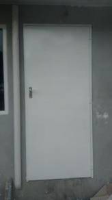 Besi pintu 3x7kaki