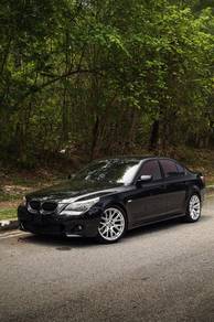 BMW 525i 25i SPORT in Kajang, SGR