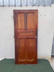 YA89A Pintu Kayu 86 x 203 cm Hard Solid Wood Door