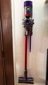 Dyson V8 Slim Fluffy