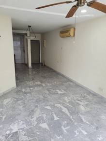 Apartment For Sale in Polo Park