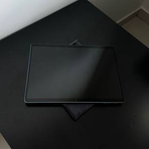 Microsoft Windows Surface Pro 9 (With Box and Free