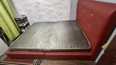 Queen Bed Frame with Mattress – Good Conditio