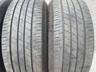 Used Tayar 215/60/16 Goodyear EfficientGrip 4biji