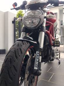 Ducati Monster 795