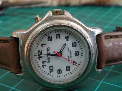 Vintage Element lady field watch light