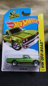 Hotwheels Datsun 620 pickup green not Tomica