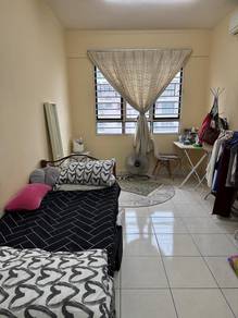 Room in Shah Alam, SGR