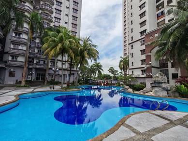 Condominium For Sale in Dwi Mahkota