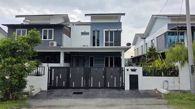Semi-Detached House For Sale in Sepang,SGR