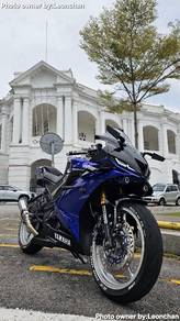 Yamaha R15