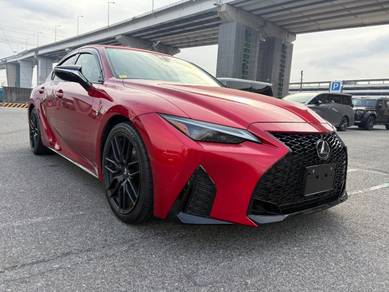 Lexus IS 300 F-SPORT in Bangi, SGR