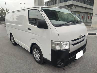 Toyota Hiace in Serdang, KUL