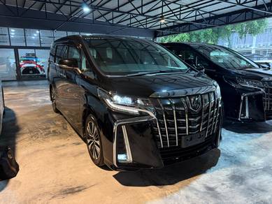 Toyota Alphard SC in Ampang Hilir, KUL