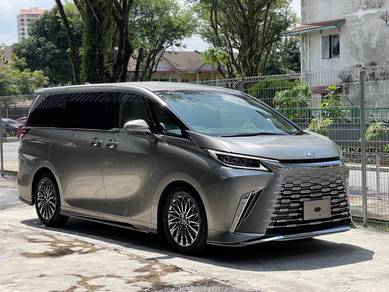 Lexus LM 500H EXECUTIVE in KLCC, KUL