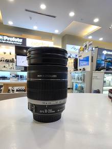 Canon EF-S 18-200mm f/3.5-5.6 IS