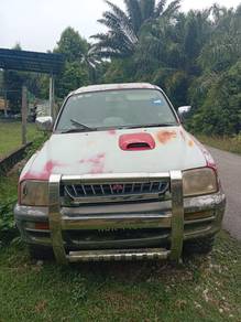 Mitsubishi Storm GLX in Kuantan, PHG