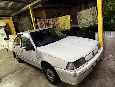 Proton Saga  in Pekan, PHG