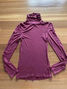 Maroon Long-sleeved 