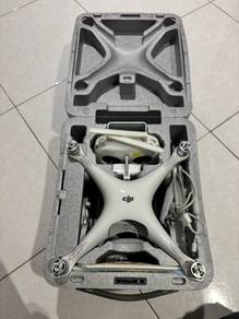 DJI Phantom 4 Drone (2020) – Complete Set with Sta