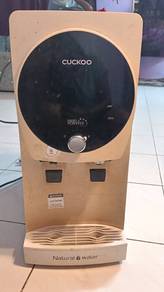 cuckoo water dispenser selling urgent 
