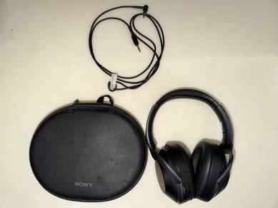 Sony WH-1000XM2 Wireless Noise Cancelling