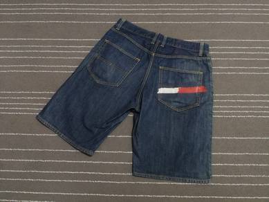 Tommy Hilfiger short japan made w35