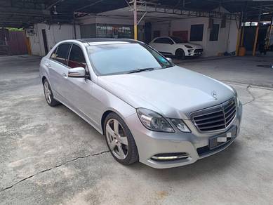 Mercedes Benz E300 300 AVANTGARDE (CKD) in Kajang, SGR