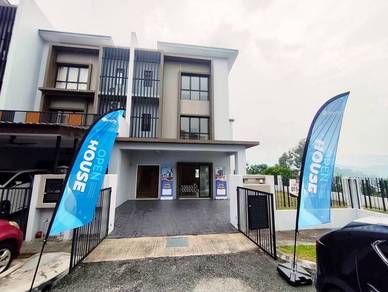 3-storey Terraced House For Sale in Taman Melawati,KUL