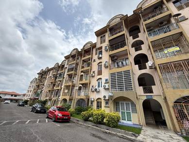 Condominium For Sale in Golden Showers ( Kondo Ruby )