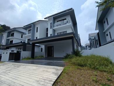 Semi-Detached House For Sale in Ampang,SGR
