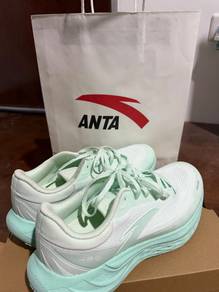 Preloved Anta Women PG7 Running shoes