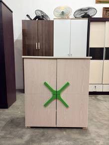 rak kasut / small cabinet