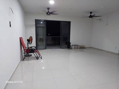 Condominium For Rent in Resilion Residence