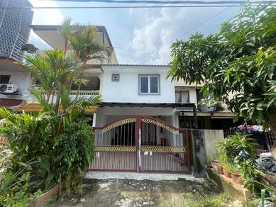 2.5-storey Terraced House For Sale in Petaling Jaya,SGR