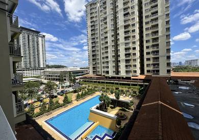 Condominium For Sale in Platinum Hill PV 5