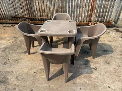 [Set] Outdoor Garden Plastic Table Meja + 4 Chair