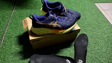 Asics Novablast 5