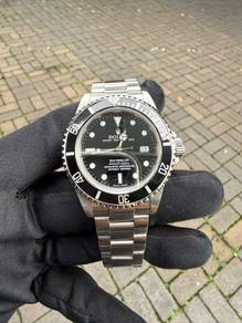 Rolex Seadweller 16600