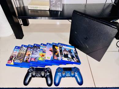 PS4 Slim 1TB - Quick Sale