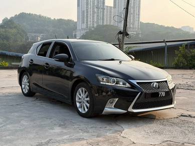 Lexus CT 200 h (HYBRID) in Cheras, SGR