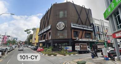Shop lot For Sale in Sri Petaling,KUL