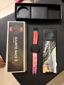 suunto race s