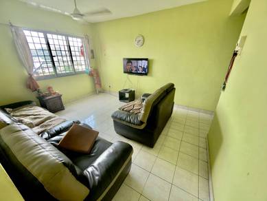 Apartment For Sale in Avenue Court