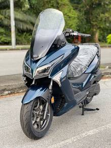 Modenas Elegan