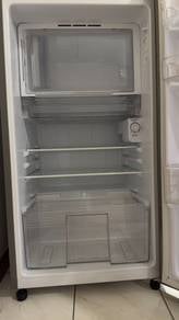 SHARP Peti Sejuk Peti Ais Fridge 1 Pintu 147Litre