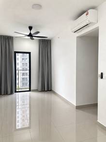 Service Residence For Sale in M Luna